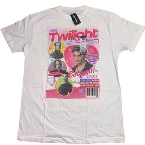 The Twilight Saga Cullen Graphic T-Shirt – Hot Topic – Size Large